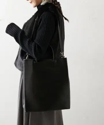 [새상품급] ear PAPILLONNER 2WAY 가죽 심플 토트백 L