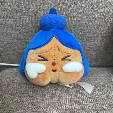 POPMART crybaby cheer up