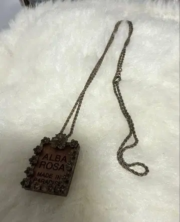 [ 초레어 ] [ 알바 로사 ] 목걸이