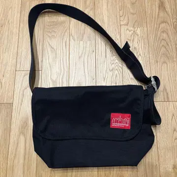 맨하탄 포티지 숄더백 블랙