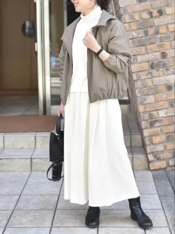 ourhome 더블 지퍼의 깔끔한 블루종