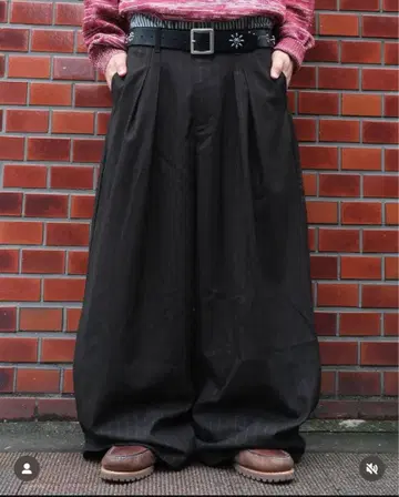 belvet 스트라이프 슬랙스 블랙