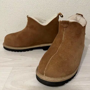 J.B. CAPALA 브라운 숏부츠