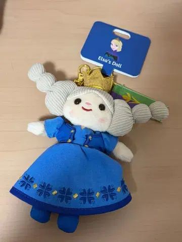 디즈니 스토어 안나와 엘사 키링