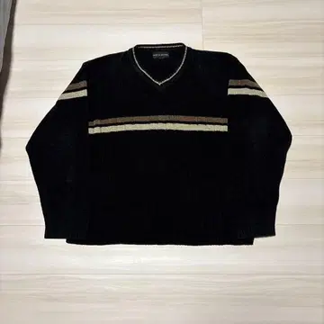 아크릴 니트 브이넥 90s 구제 의류