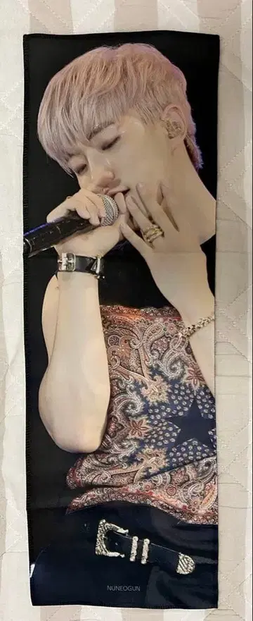 LEE JUNHO 팬사이트 슬로건 2장 세트 판매