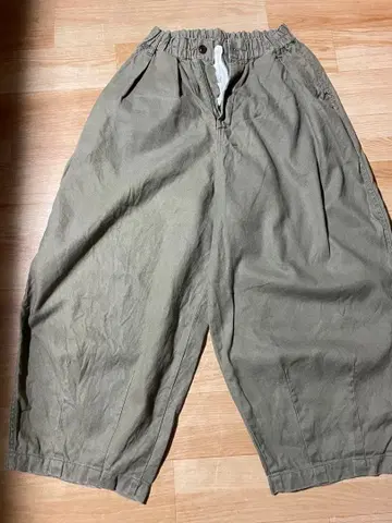 HARVESTY 와이드 팬츠 올리브 그린