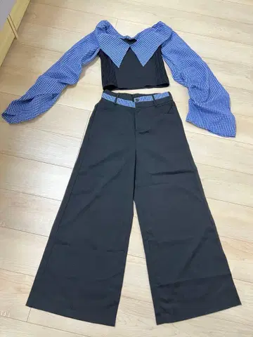 미사용 오프숄더 크롭 탑 와이드 팬츠 셋업