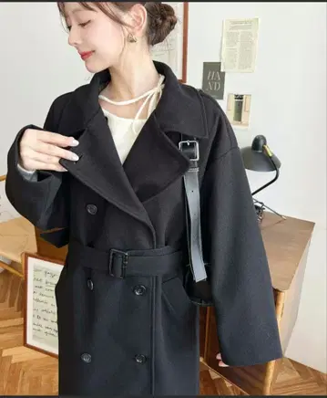 Moment+ 블랙 롱 코트 M 사이즈 더블 브레스트