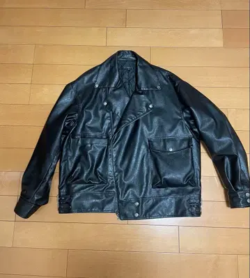 가격 인하 협상 블랙 라이더 자켓