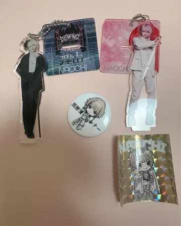 전뇌 히메카 나오치 NAOCHI 아크릴 스탠드 2종과 캔뱃지 세트