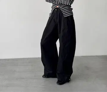 CANAL JEAN El mar 코튼 밑단 버튼 커브 팬츠 블랙 M