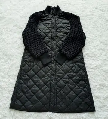 새상품급 HERENCIA 다운 코트 니트 도킹 이소재