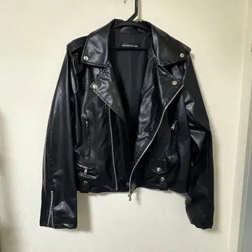 블랙 가죽 라이더 자켓