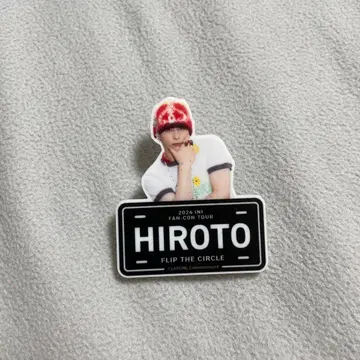 INI 니시 히로토 명찰