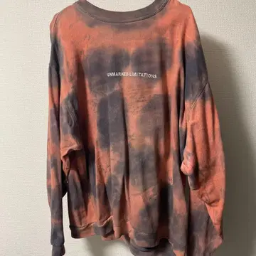 UNMARKED LIMITATIONS 타이다이 트레이닝복