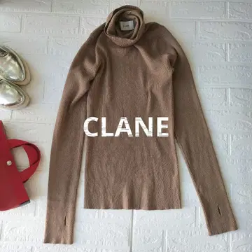 [클라네] [CLANE] 베이지 하이넥 긴팔 스웨터 핑거홀