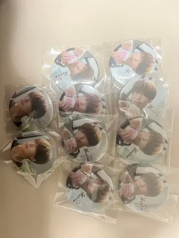 우라시마사카타센 센라 Brun 캔뱃지 실사