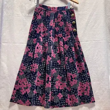 로이스크레용 벨로아 플라워 무늬 플레어 스커트 M 꽃무늬 핑크 도트