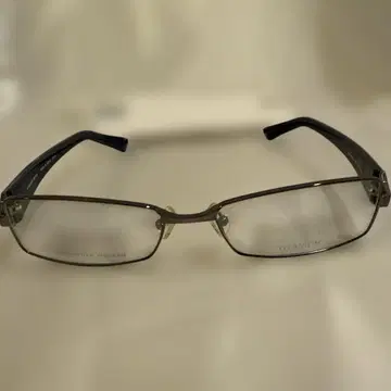 ALEXANDER MCQUEEN 티타늄 안경 AMQ5525J B1V