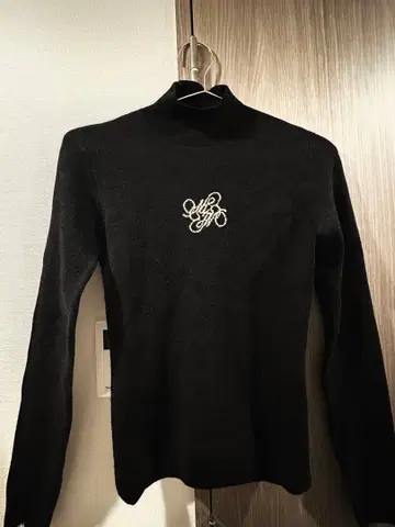 MELTTHELADY 니트 블랙