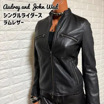 Audrey and John Wad 싱글 라이더 램 가죽 천연 가죽