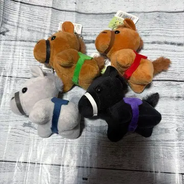 세리아 seria 경주마 마스코트 키링 말 우마 4종 A