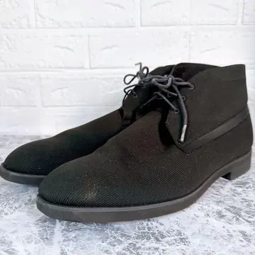 블랙 캔버스 처카 부츠