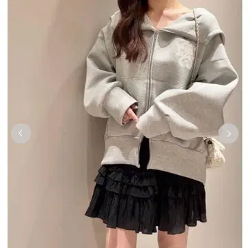 SNIDEL 볼륨 후드티 그레이