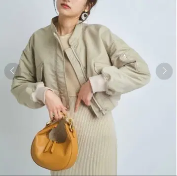 Rirandture 베이지 MA-1 자켓 블루종