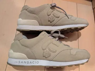 SANGACIO 베이지 스웨이드 스니커즈