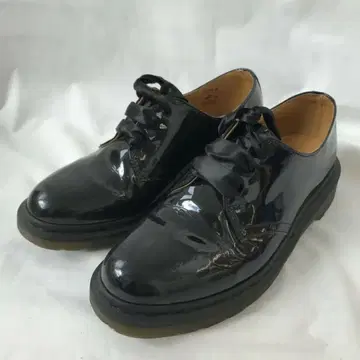 닥터마틴 x 빔즈 콜라보 3홀 신발 닥터마틴 빔즈