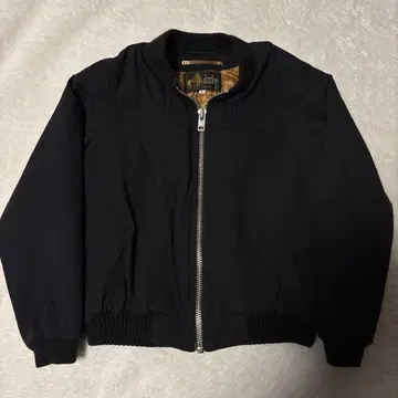 더비 자켓 블랙 L 사이즈 충전솜 있음