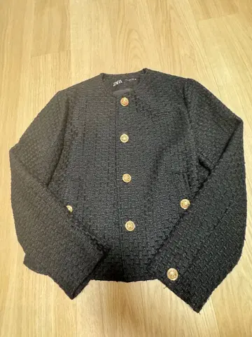 블랙 테일러드 자켓 골드 버튼