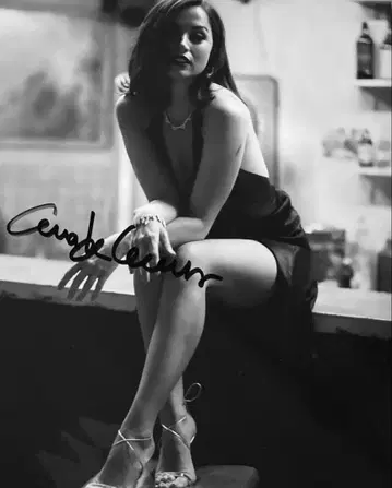 아나 데 아르마스 친필 사인 사진 007 o51