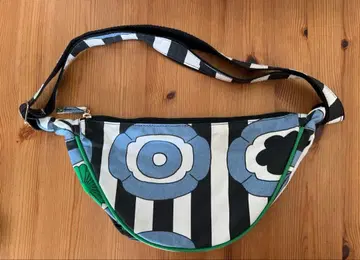 Nala designs 하프문 백