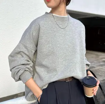 andme 맨투맨 볼륨 소매 상의 그레이