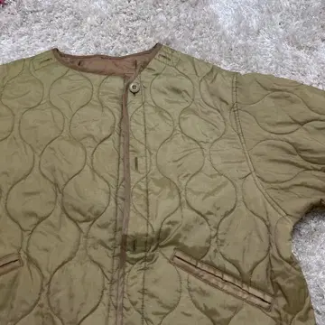 베이지 퀼팅 자켓 오버 사이즈