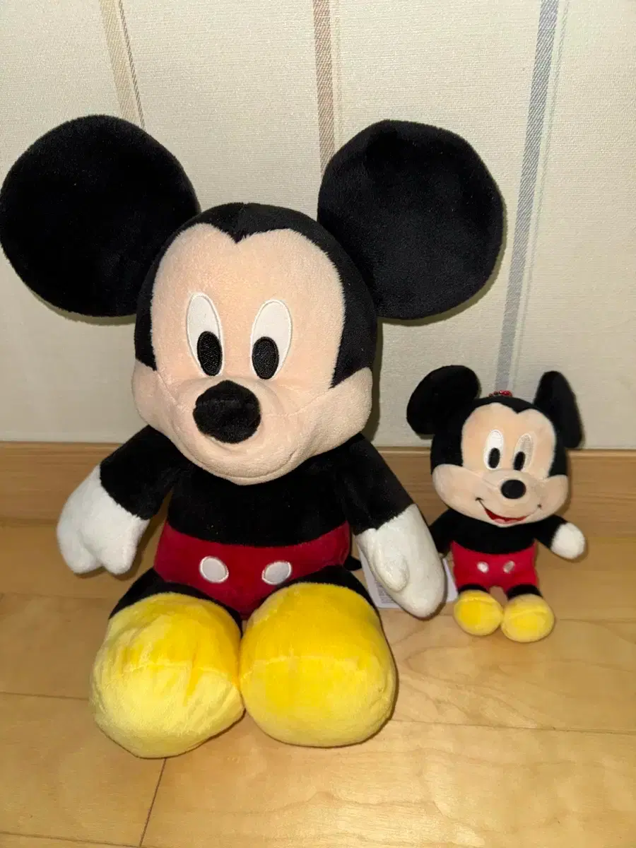 MICKEY MOUSE | 미키마우스 Mickey Mouse Vintage Figure #미키마우스,#빈티지피규어,#빈티지인형,#월트디즈니,#빈티지소품  on Bunjang Global Site., image size:900x1200