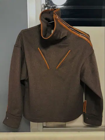 suesada/스에사다/19AW/상의