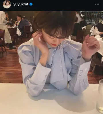 Bibiy 리본 블라우스