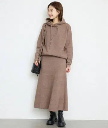 SLOBE IENA 에어리 니트 후디 스커트 셋업