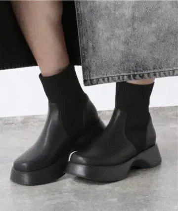 통굽 부츠 블랙