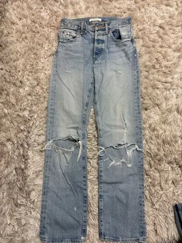 데미지 가공 라이트 블루 스트레이트 데님