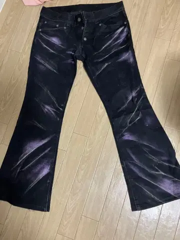 부츠컷 데님 플레어 데님 블랙