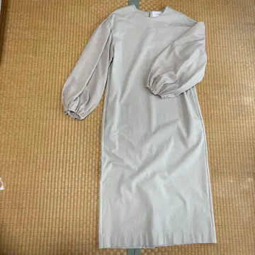 [ 미사용 새상품 ] UNTITLED 코튼 나일론 분또 원피스