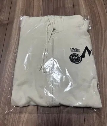 SnowMan 스노우맨 ON 공식 투어 굿즈 후드티 L 사이즈 새상품