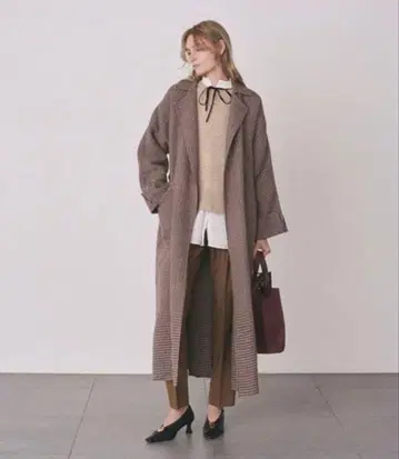 Mila Owen 접결 롱 트렌치코트 잡지 게재 상품