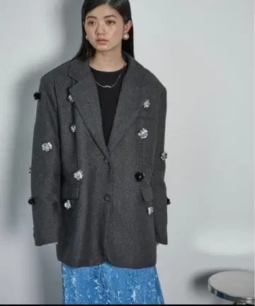 THE YOn 플라워 스팽글 테일러드 자켓