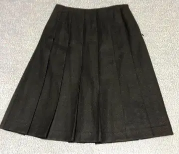 KT 블랙 플리츠 스커트 M 사이즈 앞 슬릿 있음